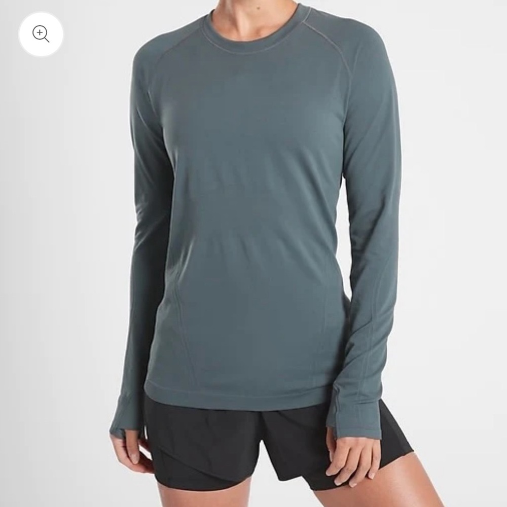 Athleta Momentum Top - XS